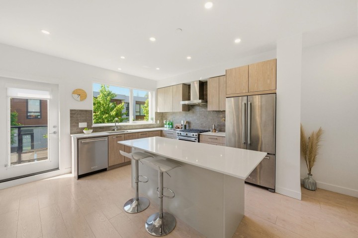 Photo 10 at 59 - 3597 Malsum Drive, Roche Point, North Vancouver