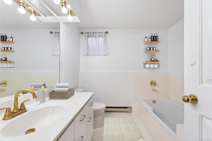 Photo 8 at 42 - 6511 Chambord Place, Killarney VE, Vancouver East