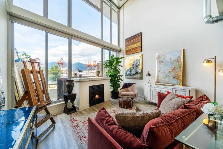 Photo 2 at 214 - 289 Alexander Street, Strathcona, Vancouver East