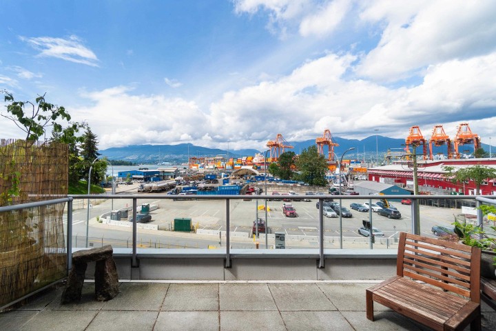 Photo 15 at 214 - 289 Alexander Street, Strathcona, Vancouver East
