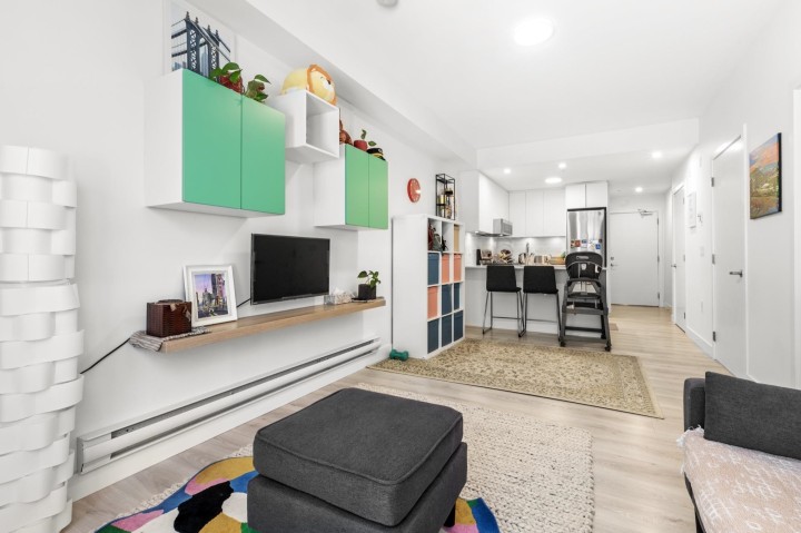 Photo 9 at 102 - 2688 Duke Street, Collingwood VE, Vancouver East