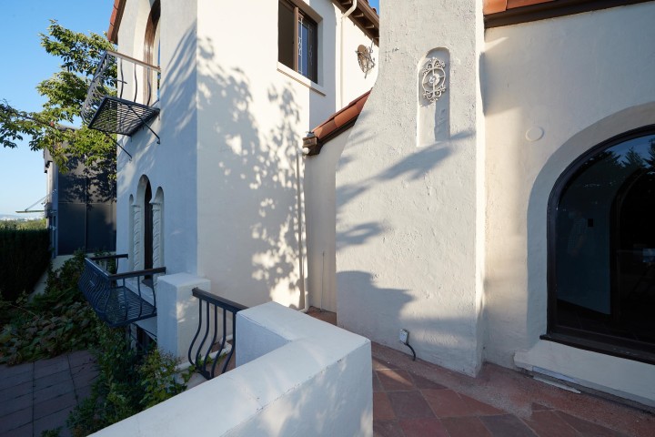 Photo 5 at 4585 Bellevue Drive, Point Grey, Vancouver West