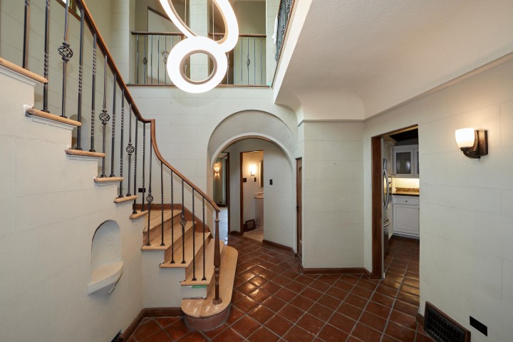 Photo 11 at 4585 Bellevue Drive, Point Grey, Vancouver West