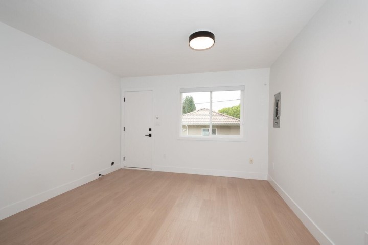 Photo 28 at 827 E 32nd Avenue, Fraser VE, Vancouver East