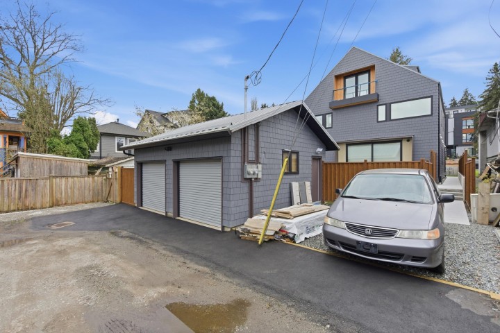 Photo 27 at 1 - 2091 E 20th Avenue, Grandview Woodland, Vancouver East