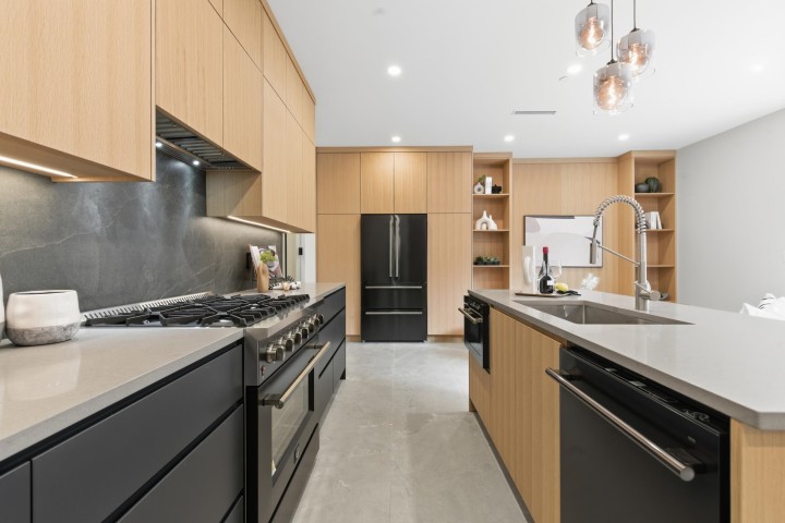 Photo 7 at 1 - 2091 E 20th Avenue, Grandview Woodland, Vancouver East