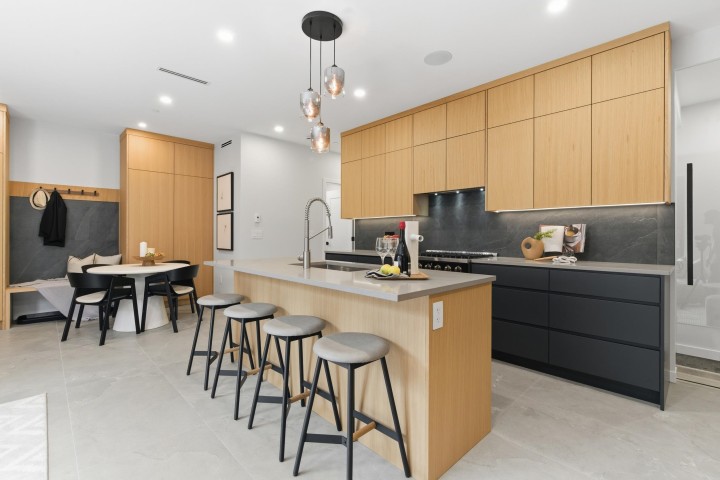 Photo 8 at 1 - 2091 E 20th Avenue, Grandview Woodland, Vancouver East