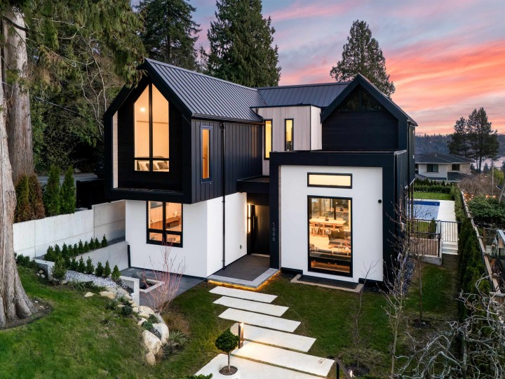 Photo 6 at 1066 Fulton Avenue, Sentinel Hill, West Vancouver
