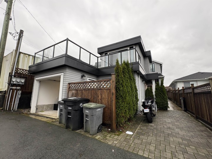 Photo 22 at 3429 Dundas Street, Hastings Sunrise, Vancouver East