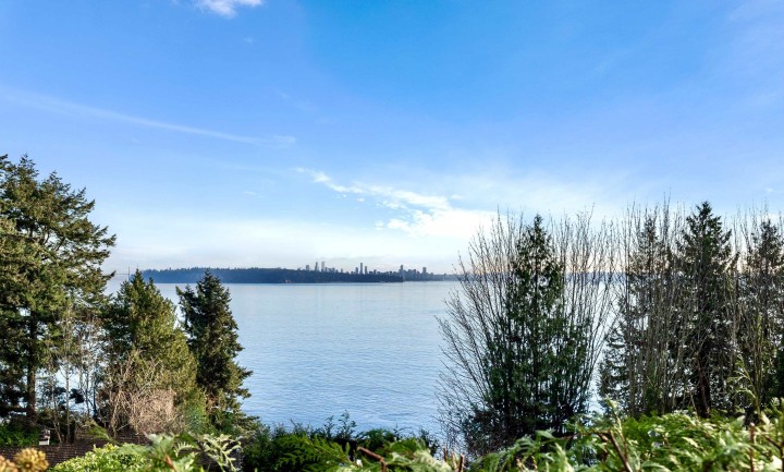 Photo 1 at 3575 Sunset Lane, West Bay, West Vancouver