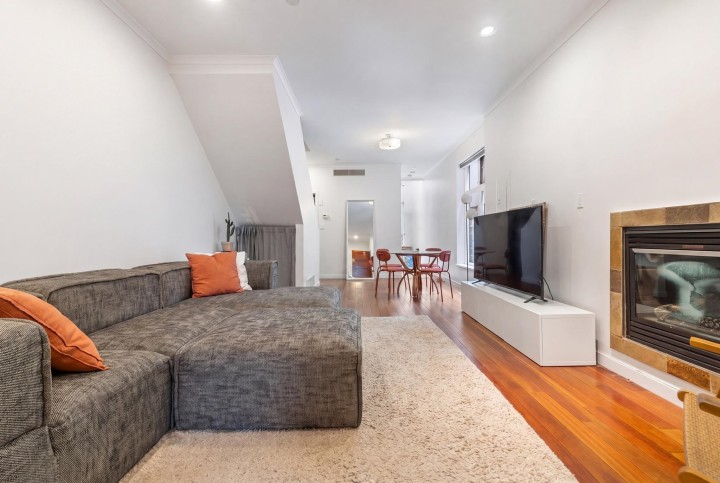 Photo 6 at 508 E 7th Avenue, Mount Pleasant VE, Vancouver East