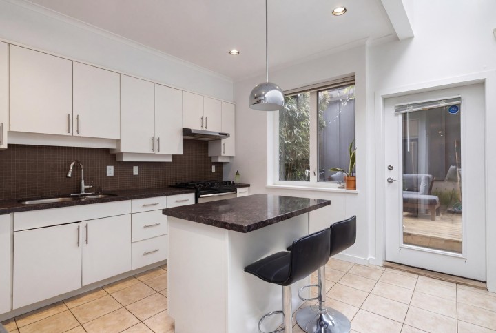 Photo 12 at 508 E 7th Avenue, Mount Pleasant VE, Vancouver East