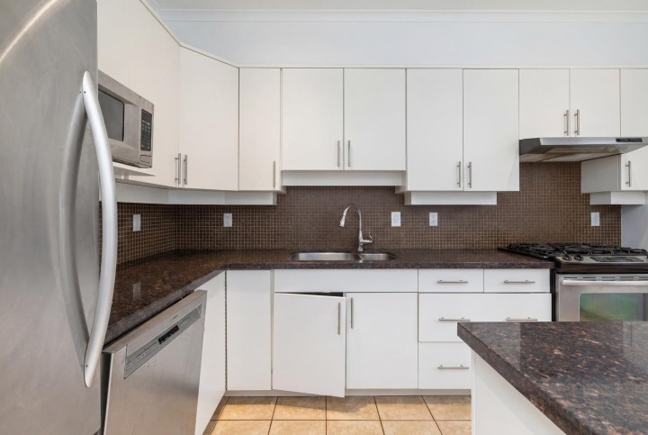 Photo 10 at 508 E 7th Avenue, Mount Pleasant VE, Vancouver East