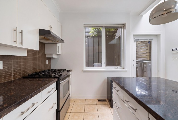 Photo 11 at 508 E 7th Avenue, Mount Pleasant VE, Vancouver East