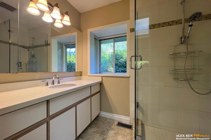 Photo 17 at 4408 Woodpark Road, Cypress Park Estates, West Vancouver