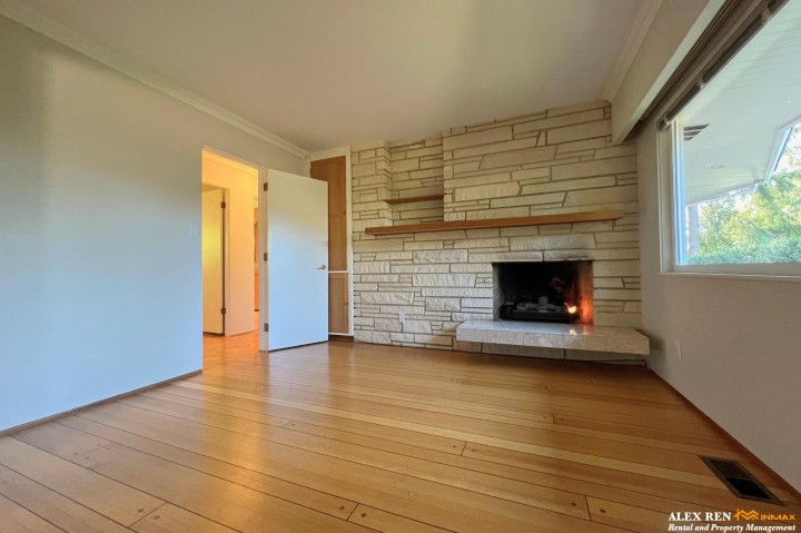Photo 12 at 4408 Woodpark Road, Cypress Park Estates, West Vancouver