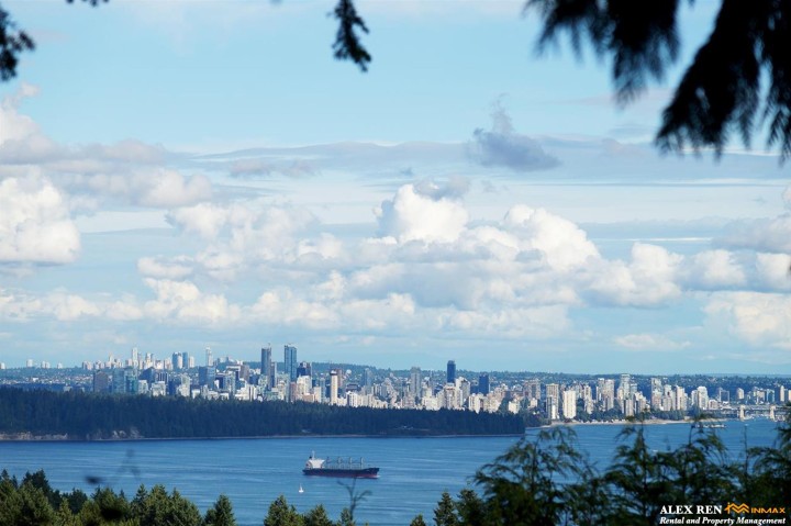 Photo 1 at 4408 Woodpark Road, Cypress Park Estates, West Vancouver
