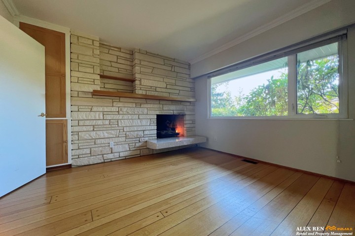 Photo 11 at 4408 Woodpark Road, Cypress Park Estates, West Vancouver