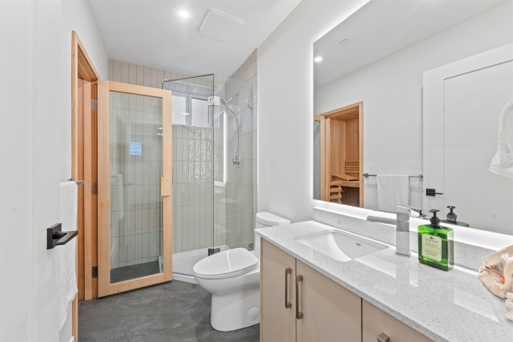Photo 24 at 2719 E 46th Avenue, Killarney VE, Vancouver East