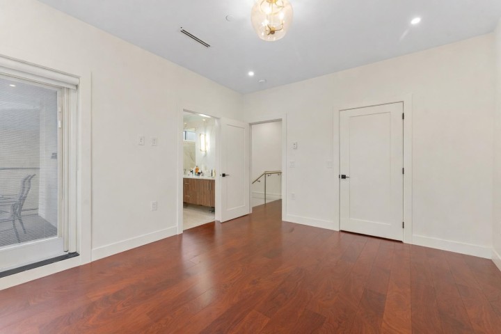 Photo 14 at 2719 E 46th Avenue, Killarney VE, Vancouver East