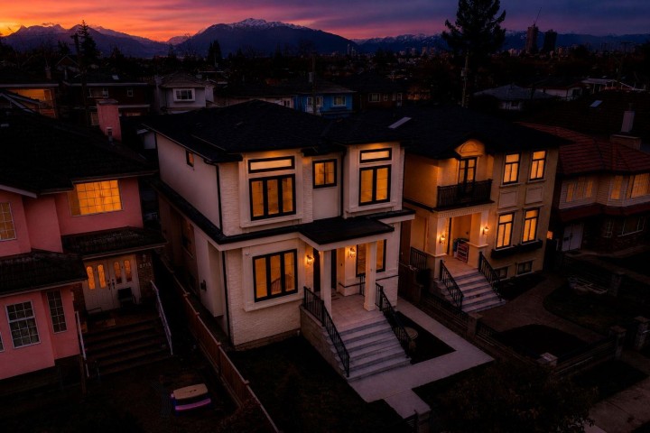 Photo 37 at 2719 E 46th Avenue, Killarney VE, Vancouver East