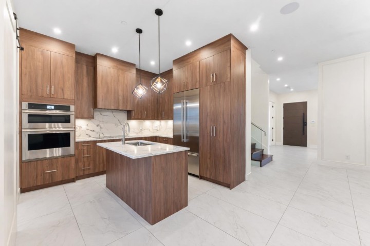 Photo 11 at 2719 E 46th Avenue, Killarney VE, Vancouver East