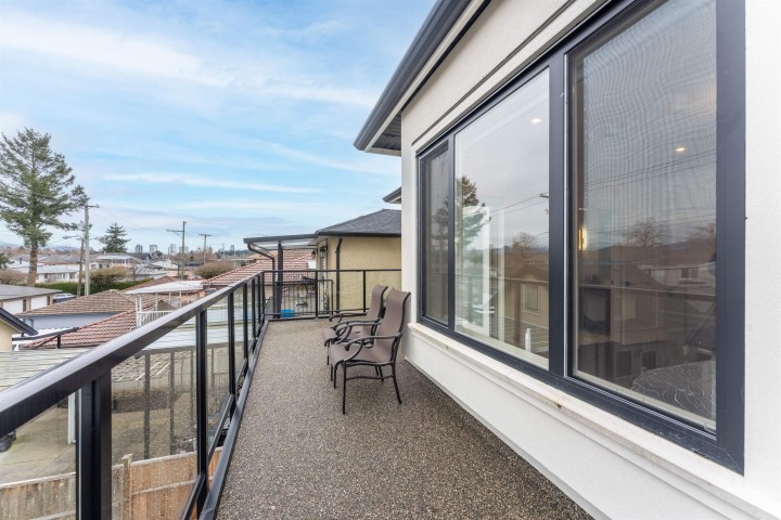 Photo 31 at 2719 E 46th Avenue, Killarney VE, Vancouver East