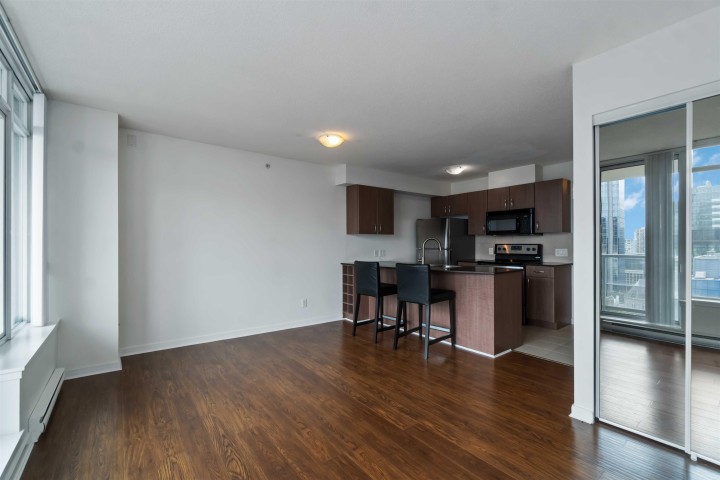 Photo 11 at 1311 - 610 Granville Street, Downtown VW, Vancouver West
