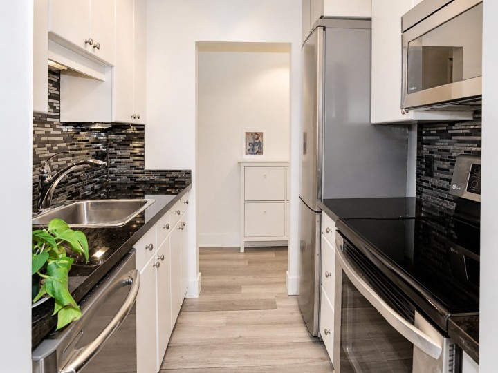 Photo 6 at 313 - 2025 W 2nd Avenue, Kitsilano, Vancouver West