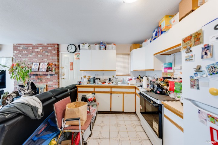 Photo 17 at 2945 E Graveley Street, Renfrew VE, Vancouver East