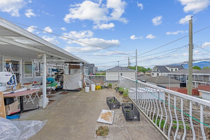 Photo 26 at 2945 E Graveley Street, Renfrew VE, Vancouver East