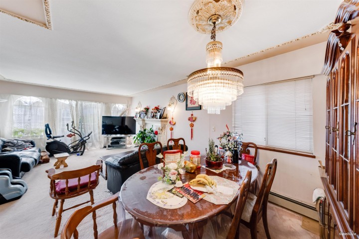 Photo 7 at 2945 E Graveley Street, Renfrew VE, Vancouver East