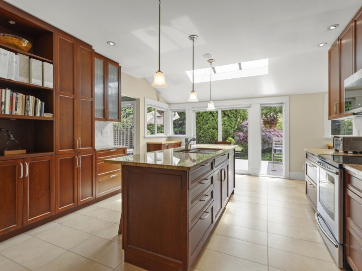 Photo 23 at 3820 W 12th Avenue, Point Grey, Vancouver West