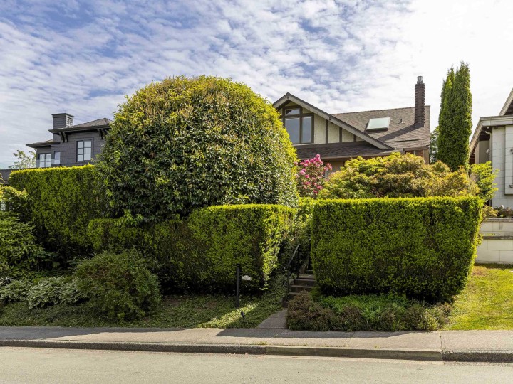 Photo 12 at 3820 W 12th Avenue, Point Grey, Vancouver West