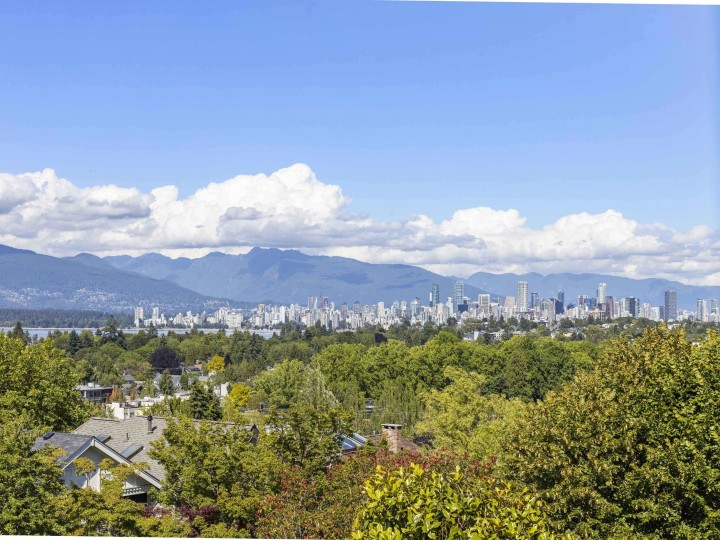 Photo 11 at 3820 W 12th Avenue, Point Grey, Vancouver West