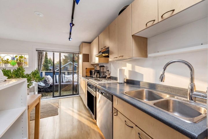 Photo 37 at 224 W 13th Avenue, Mount Pleasant VW, Vancouver West