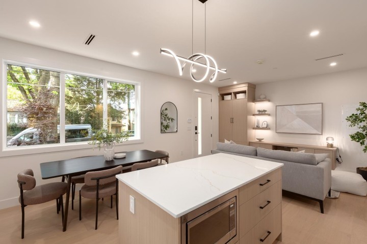 Photo 14 at 1 - 3635 Turner Street, Renfrew VE, Vancouver East