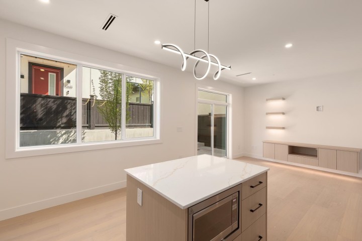 Photo 17 at 2 - 3635 Turner Street, Renfrew VE, Vancouver East