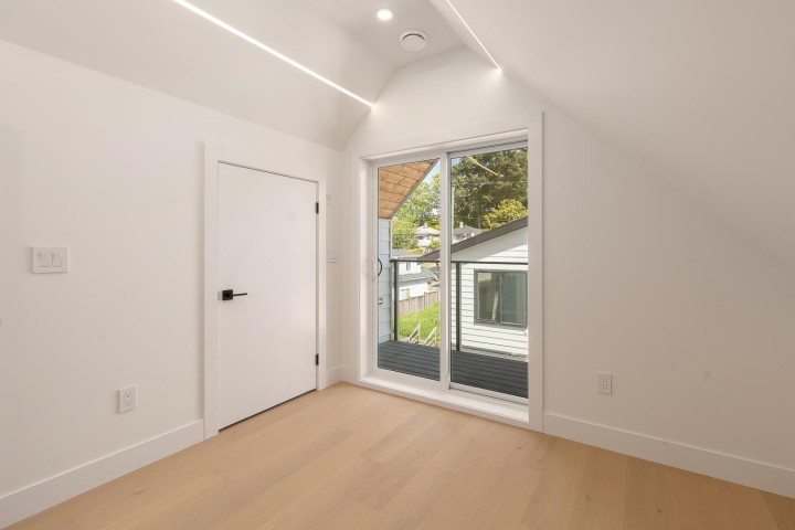 Photo 32 at 2 - 3635 Turner Street, Renfrew VE, Vancouver East