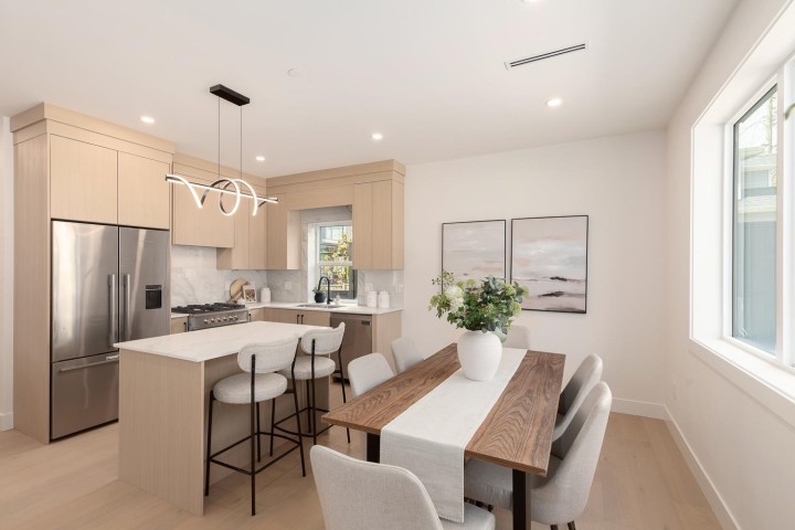 Photo 1 at 4 - 3635 Turner Street, Renfrew VE, Vancouver East