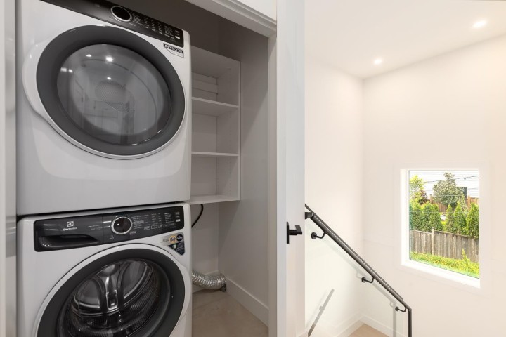 Photo 25 at 4 - 3635 Turner Street, Renfrew VE, Vancouver East