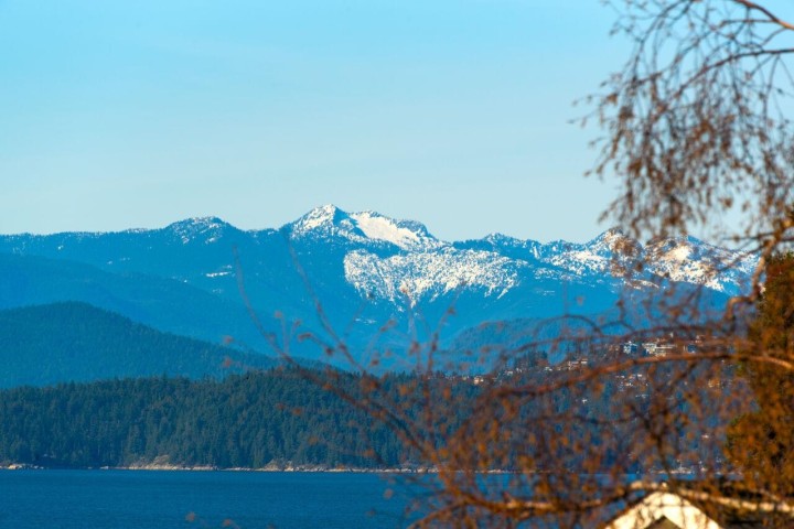 Photo 8 at 4426 W 4th Avenue, Point Grey, Vancouver West