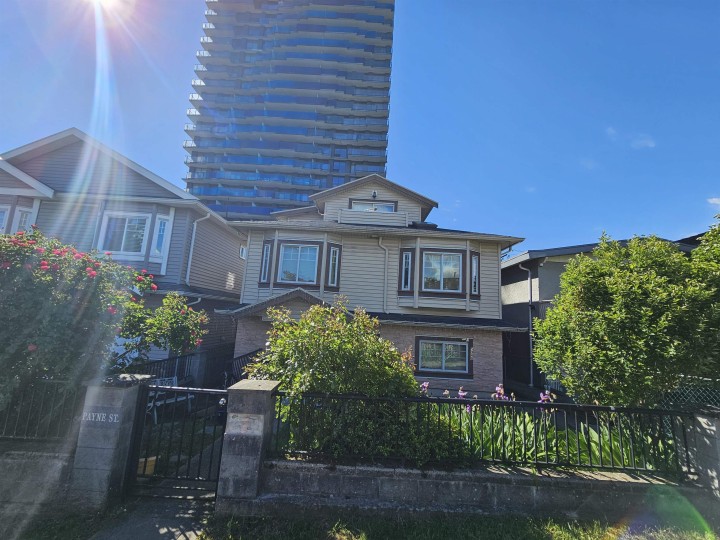 Photo 1 at 5045 Payne Street, Collingwood VE, Vancouver East