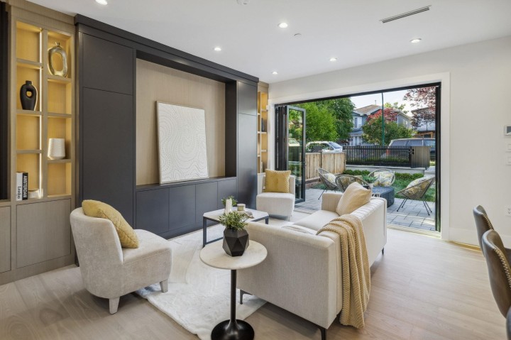 Photo 10 at 1 - 2244 E 11th Avenue, Grandview Woodland, Vancouver East