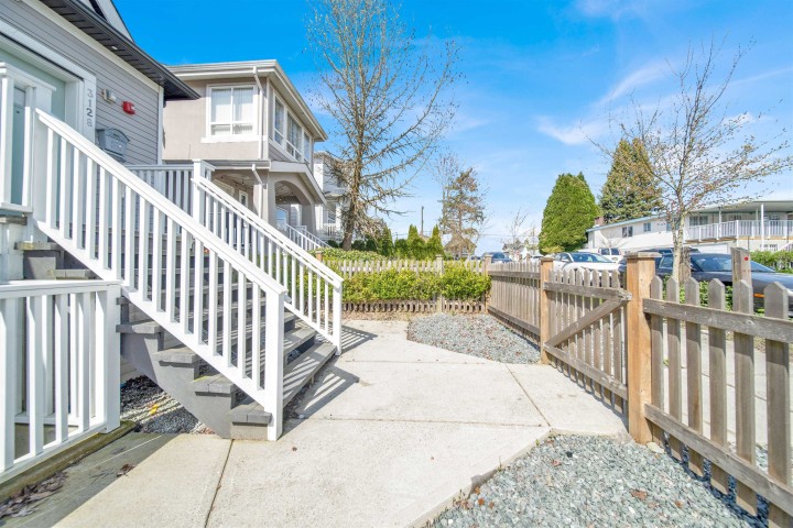 Photo 24 at 3128 Kings Avenue, Collingwood VE, Vancouver East