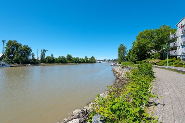 Photo 37 at 402 - 2080 E Kent Avenue South, South Marine, Vancouver East