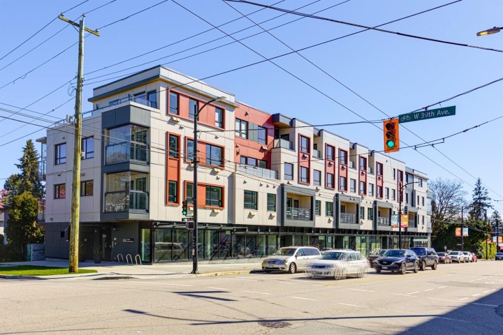 Photo 21 at 301 - 3590 W 39th Avenue, Dunbar, Vancouver West