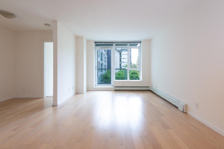 Photo 3 at 301 - 1887 Crowe Street, False Creek, Vancouver West