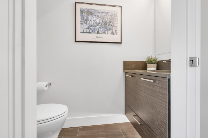 Photo 17 at 702 - 3451 Sawmill Crescent, South Marine, Vancouver East