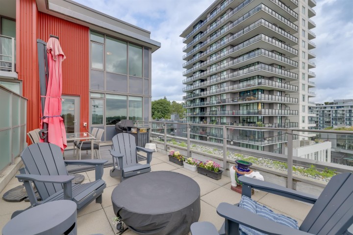 Photo 1 at 702 - 3451 Sawmill Crescent, South Marine, Vancouver East